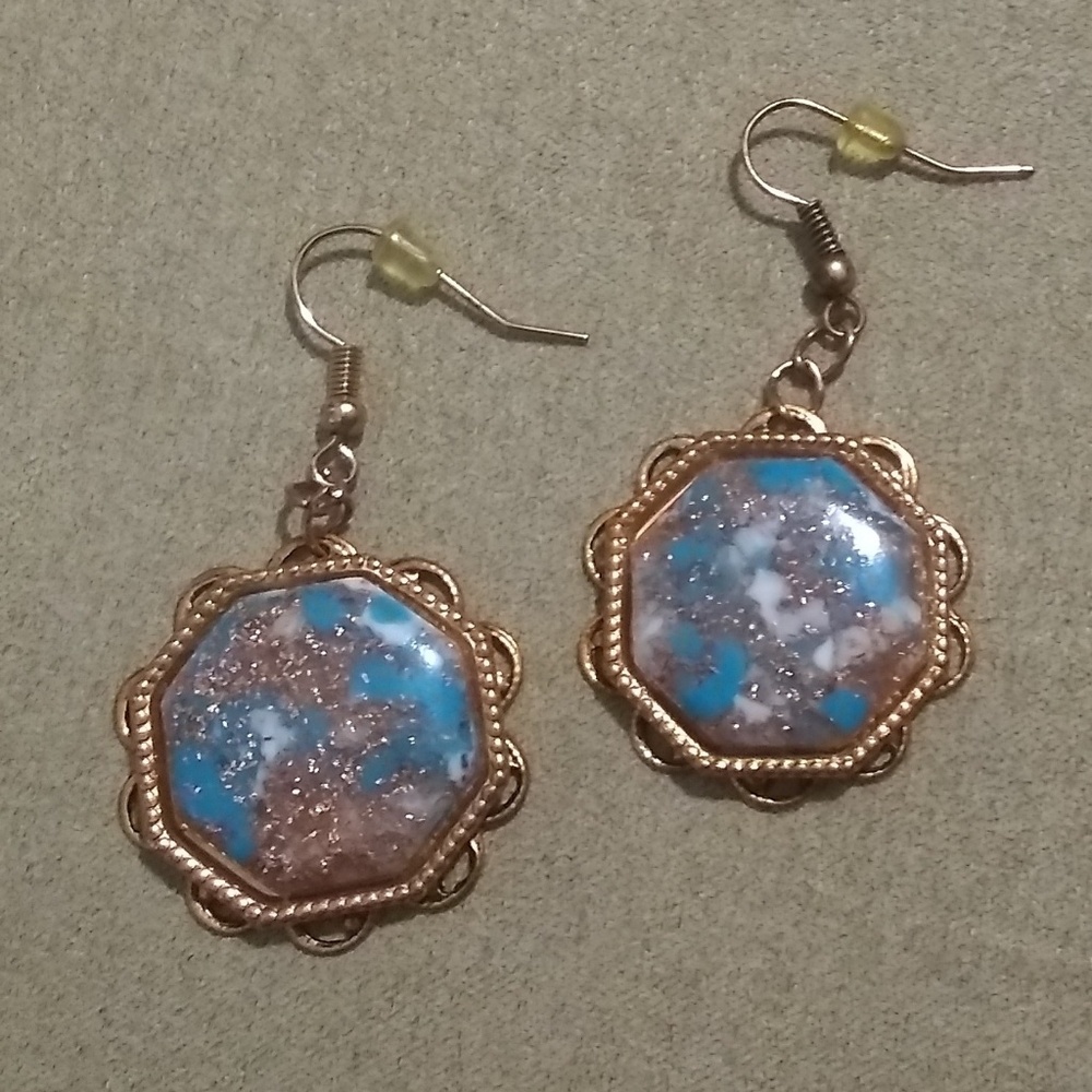 Southwest vibe vintage hook earrings